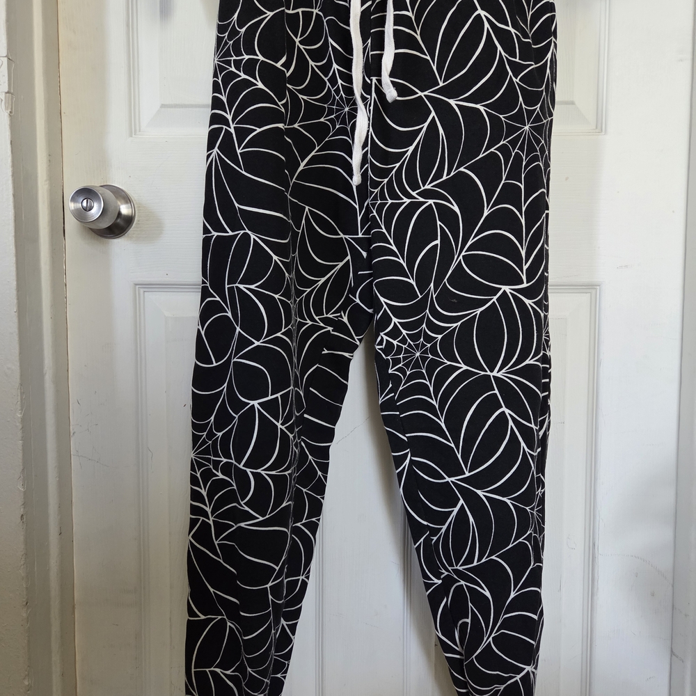 Spiderweb Sweat Set - Picture 3 of 4